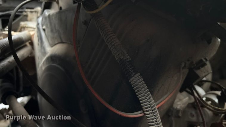 image for item EN5993 2012 John Deere XUV550 S4 utility vehicle