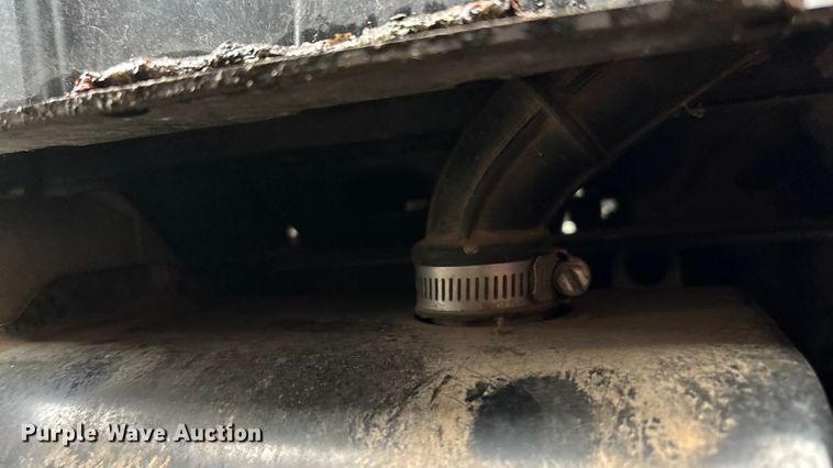 image for item EN5993 2012 John Deere XUV550 S4 utility vehicle