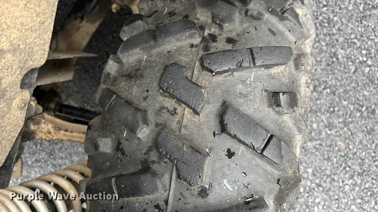 image for item EN5993 2012 John Deere XUV550 S4 utility vehicle