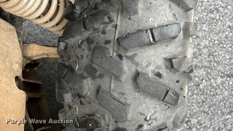 image for item EN5993 2012 John Deere XUV550 S4 utility vehicle