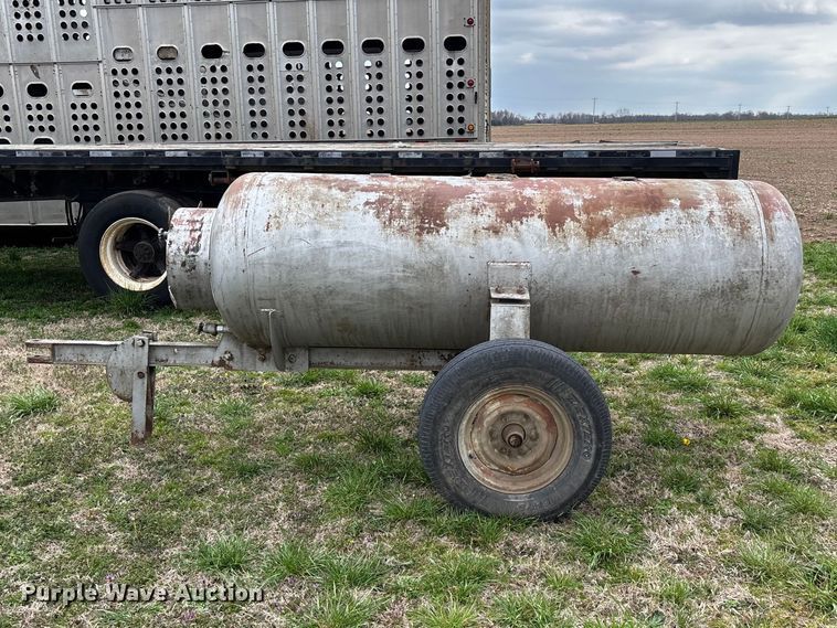 image for item EO4012 Shop Built portable propane tank trailer