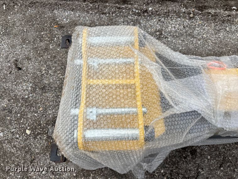 image for item EO4021 2025 Starvox JI830 automotive lift