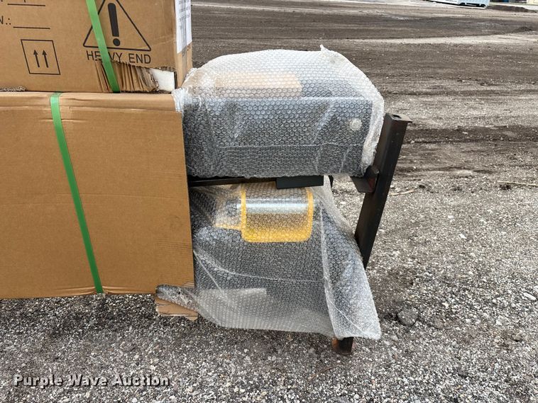 image for item EO4021 2025 Starvox JI830 automotive lift