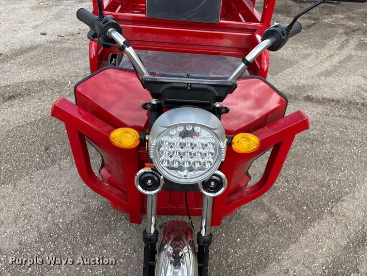 image for item EO4029 IRANCH IRET13 electric tricycle