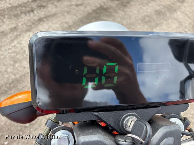 image for item EO4029 IRANCH IRET13 electric tricycle