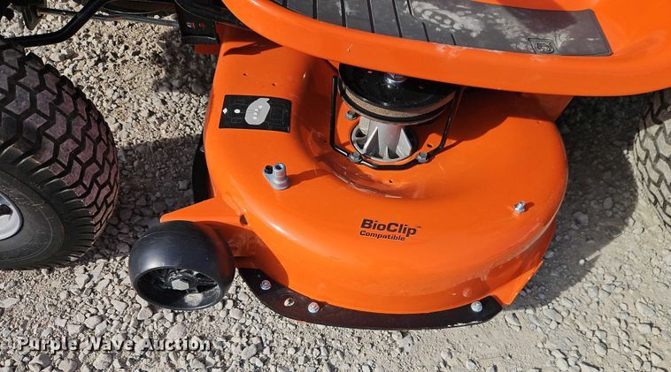 image for item EO4998 Husqvarna TS 142 lawn mower