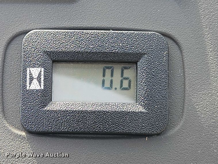 image for item EO4998 Husqvarna TS 142 lawn mower