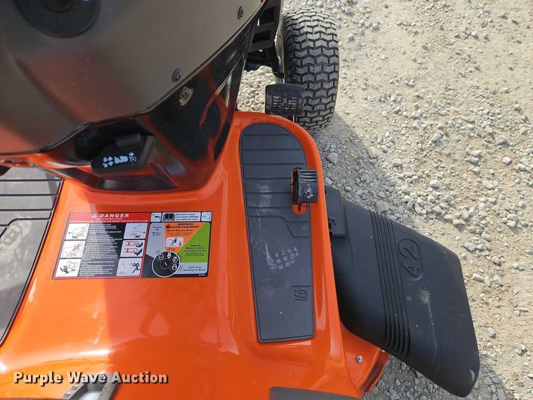 image for item EO4998 Husqvarna TS 142 lawn mower