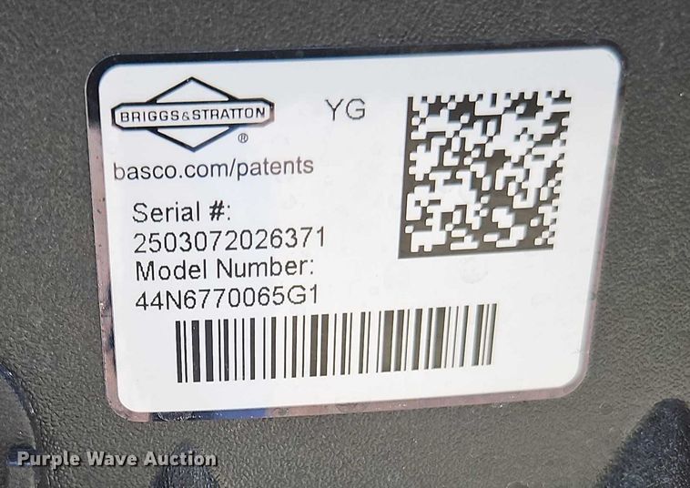 image for item EO4998 Husqvarna TS 142 lawn mower