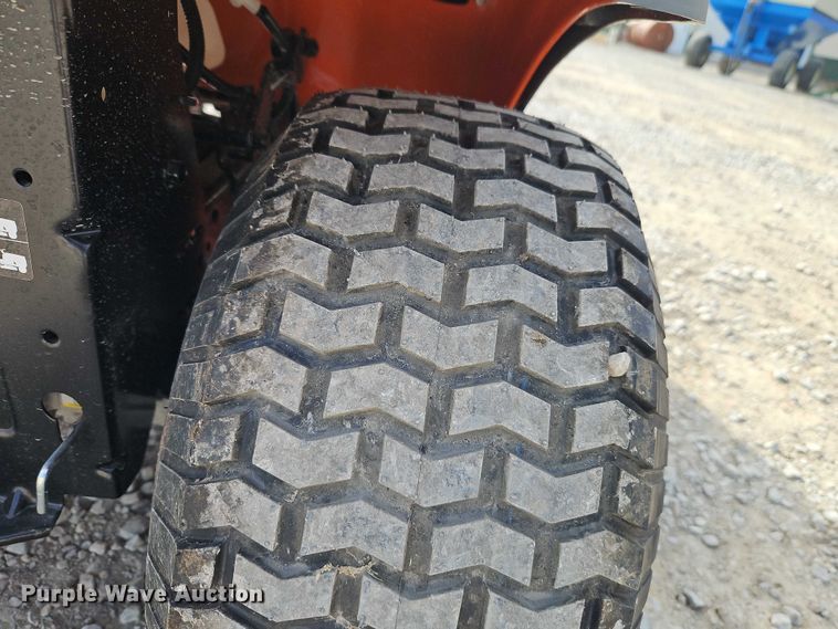 image for item EO4998 Husqvarna TS 142 lawn mower