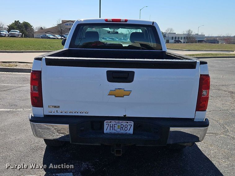 image for item EO7071 2010 Chevrolet Silverado 1500 Ext. Cab pickup truck