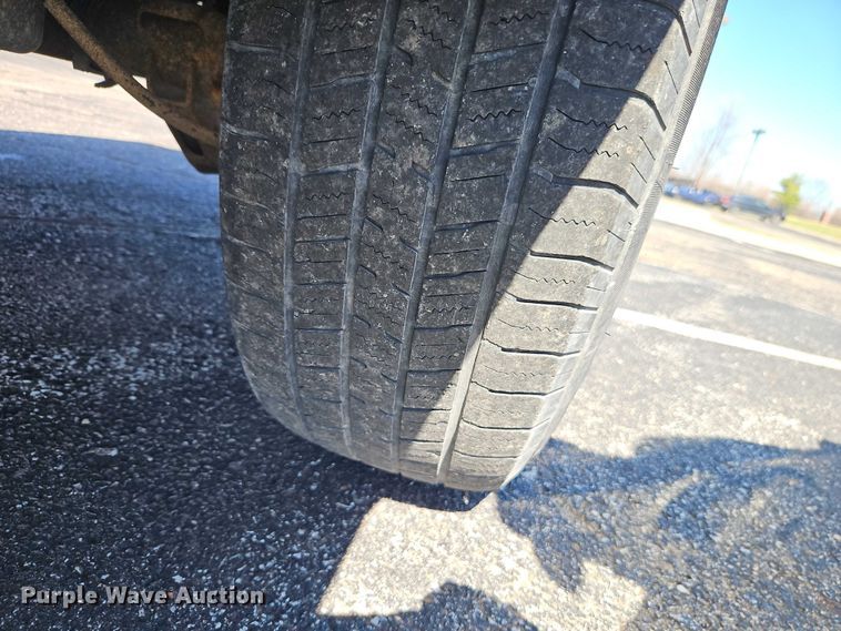 image for item EO7071 2010 Chevrolet Silverado 1500 Ext. Cab pickup truck