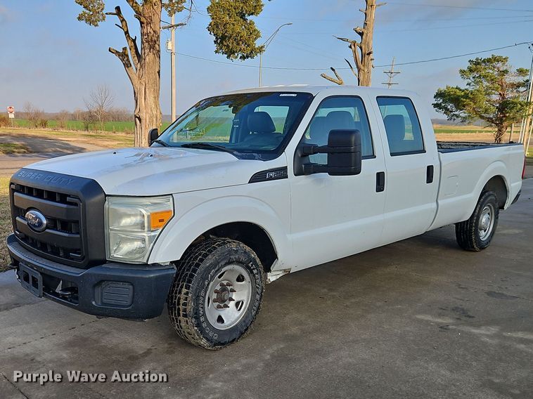 2011 Ford F250 Super Duty Crew Cab pickup truck