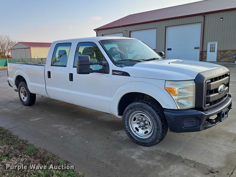 image for item EO7073 2011 Ford F250 Super Duty Crew Cab pickup truck