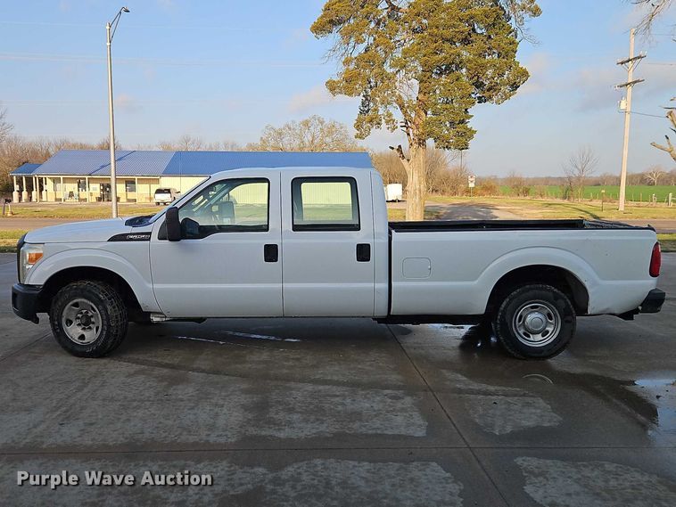 image for item EO7073 2011 Ford F250 Super Duty Crew Cab pickup truck