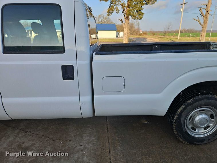 image for item EO7073 2011 Ford F250 Super Duty Crew Cab pickup truck