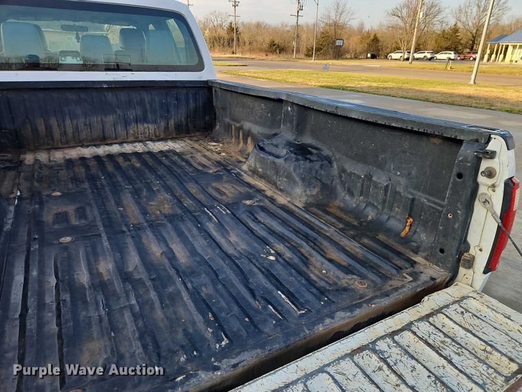 image for item EO7073 2011 Ford F250 Super Duty Crew Cab pickup truck