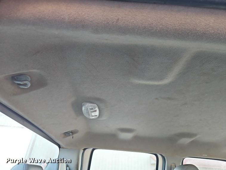 image for item EO7073 2011 Ford F250 Super Duty Crew Cab pickup truck