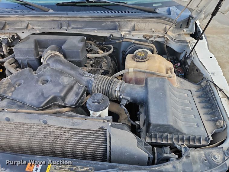 image for item EO7073 2011 Ford F250 Super Duty Crew Cab pickup truck