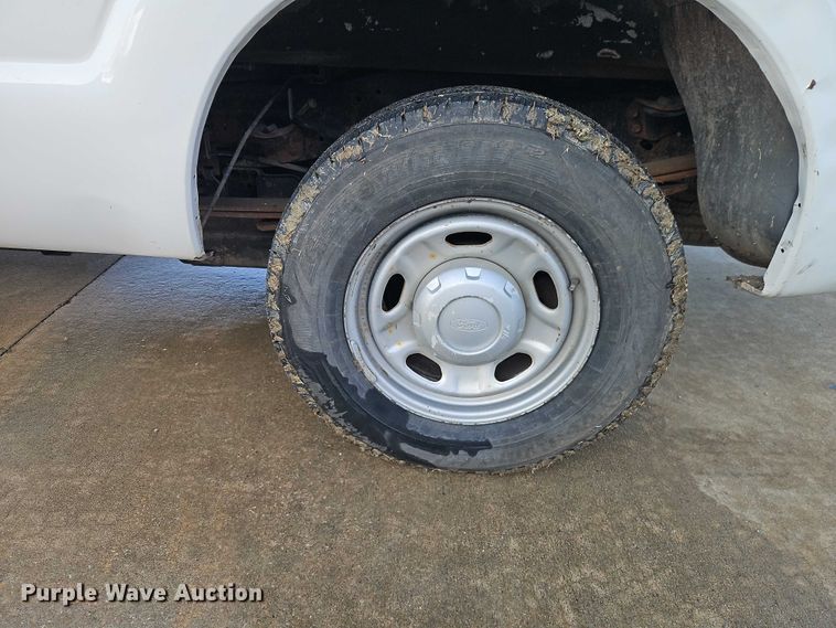 image for item EO7073 2011 Ford F250 Super Duty Crew Cab pickup truck