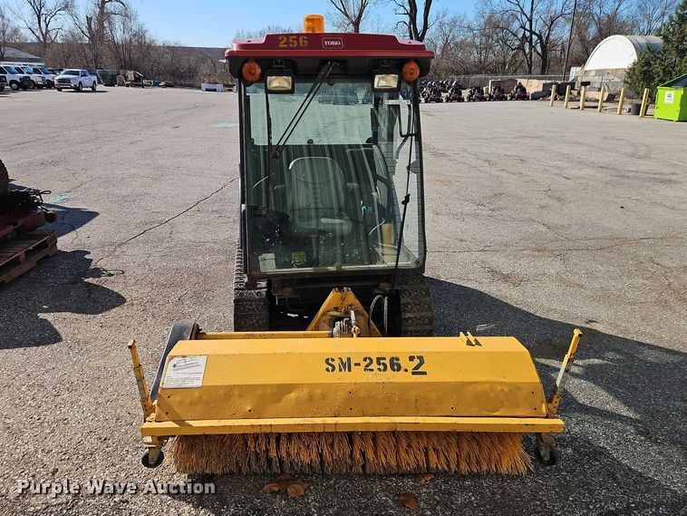 image for item EO7080 Toro Groundsmaster 7210 with Polar Trac system