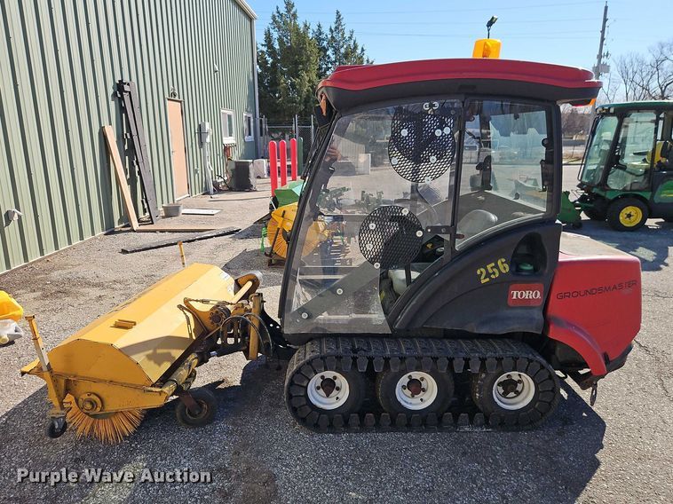 image for item EO7080 Toro Groundsmaster 7210 with Polar Trac system
