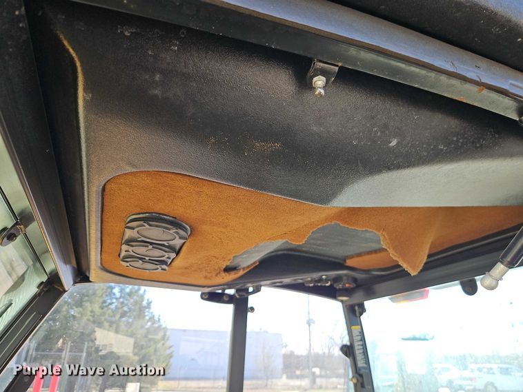 image for item EO7080 Toro Groundsmaster 7210 with Polar Trac system