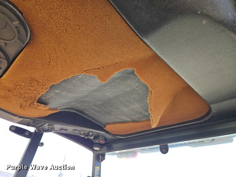 image for item EO7080 Toro Groundsmaster 7210 with Polar Trac system