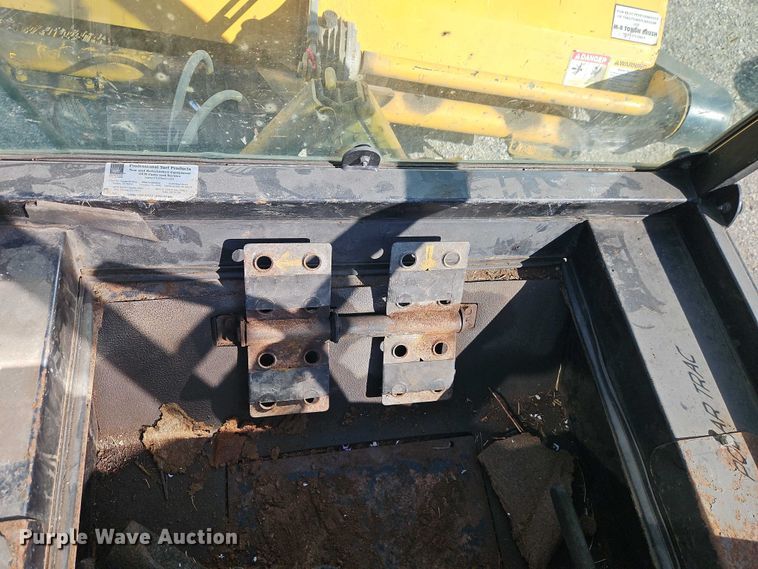 image for item EO7080 Toro Groundsmaster 7210 with Polar Trac system