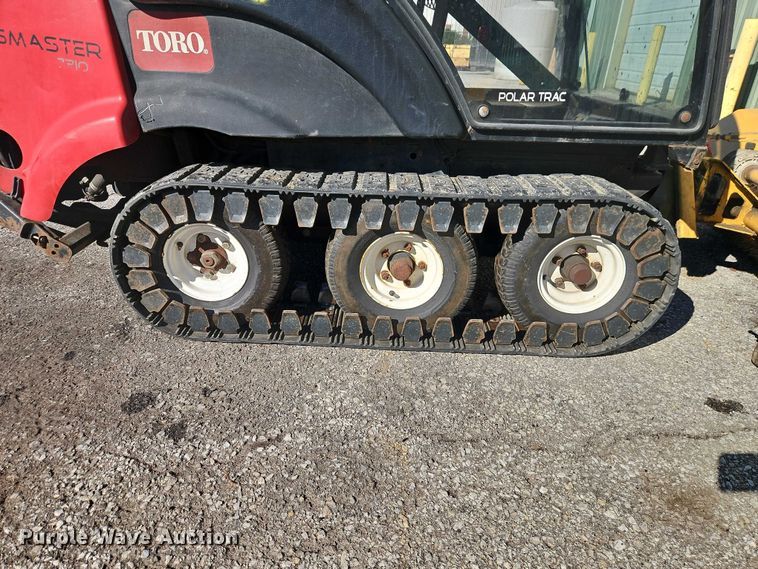 image for item EO7080 Toro Groundsmaster 7210 with Polar Trac system