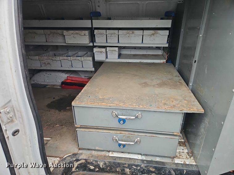 image for item EO7083 2006 Ford E350 van