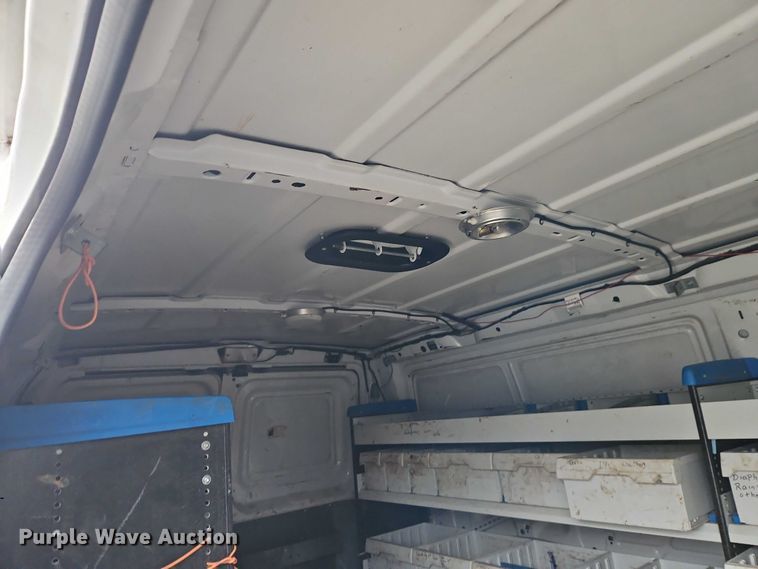 image for item EO7083 2006 Ford E350 van