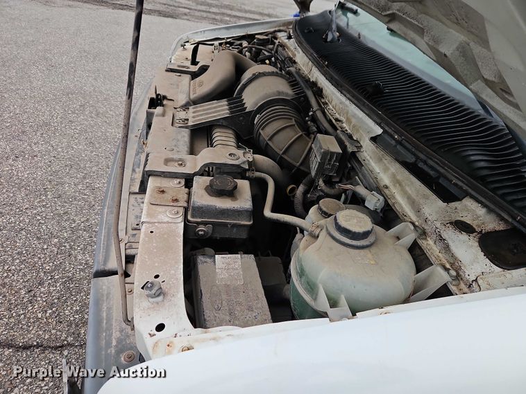 image for item EO7083 2006 Ford E350 van