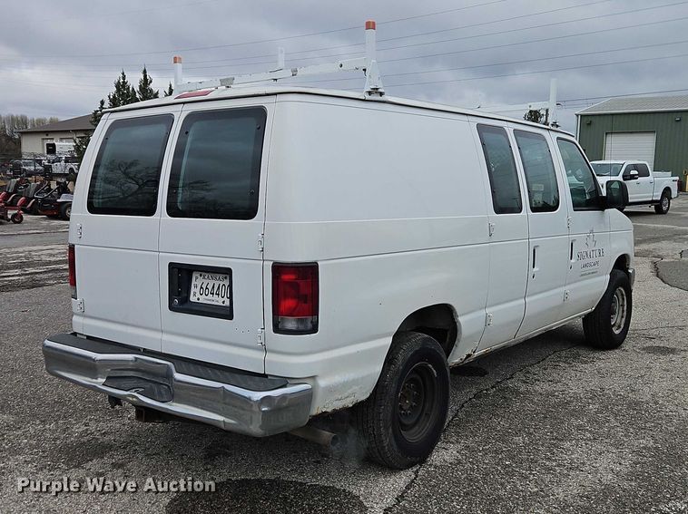 image for item EO7084 2008 Ford E250 van