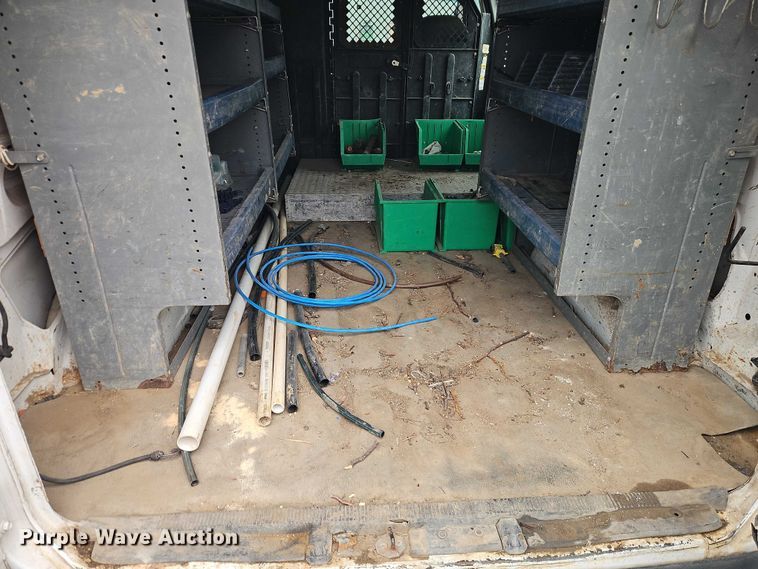 image for item EO7084 2008 Ford E250 van