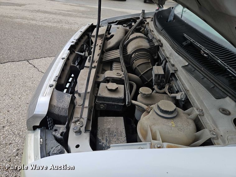 image for item EO7084 2008 Ford E250 van