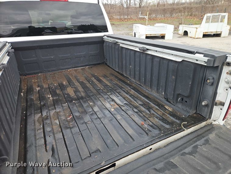 image for item EO7087 2012 RAM 1500 Ext. Cab pickup truck