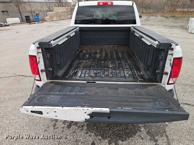image for item EO7087 2012 RAM 1500 Ext. Cab pickup truck
