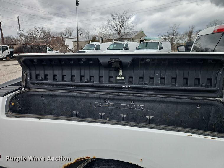 image for item EO7087 2012 RAM 1500 Ext. Cab pickup truck