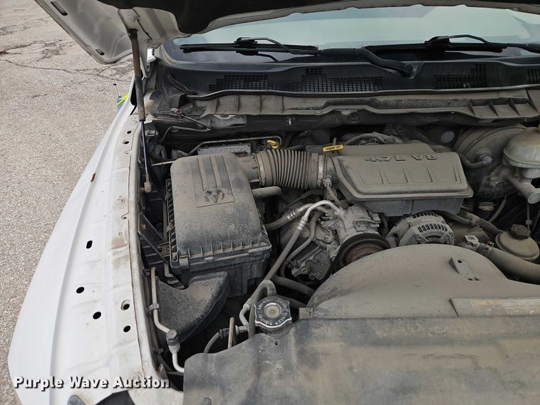 image for item EO7087 2012 RAM 1500 Ext. Cab pickup truck