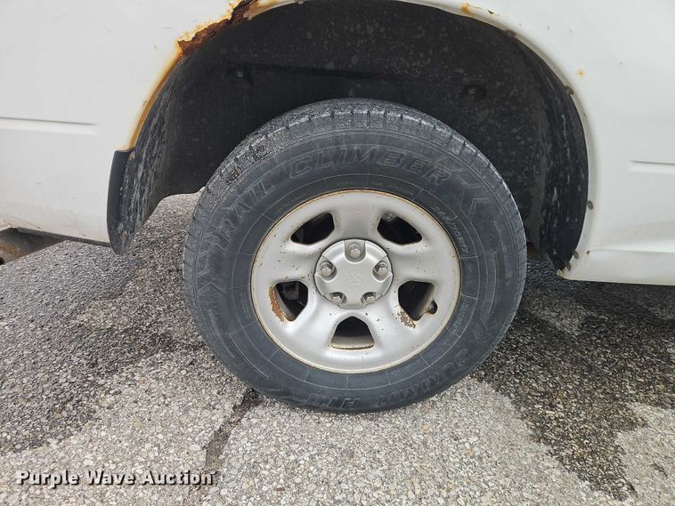 image for item EO7087 2012 RAM 1500 Ext. Cab pickup truck