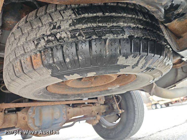 image for item EO7087 2012 RAM 1500 Ext. Cab pickup truck