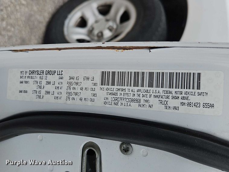 image for item EO7087 2012 RAM 1500 Ext. Cab pickup truck