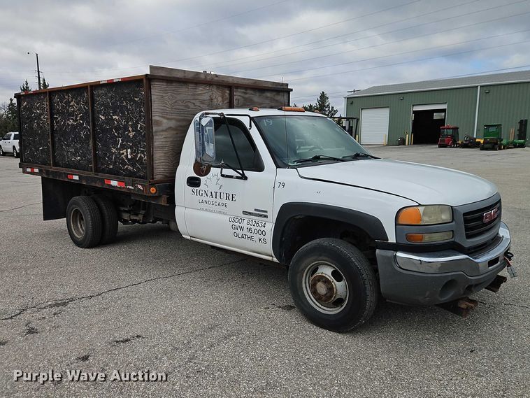 image for item EO7088 2007 GMC Sierra 3500 dump bed pickup truck