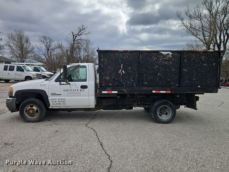 image for item EO7088 2007 GMC Sierra 3500 dump bed pickup truck