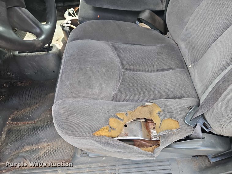 image for item EO7088 2007 GMC Sierra 3500 dump bed pickup truck