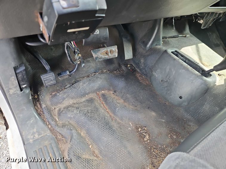 image for item EO7088 2007 GMC Sierra 3500 dump bed pickup truck