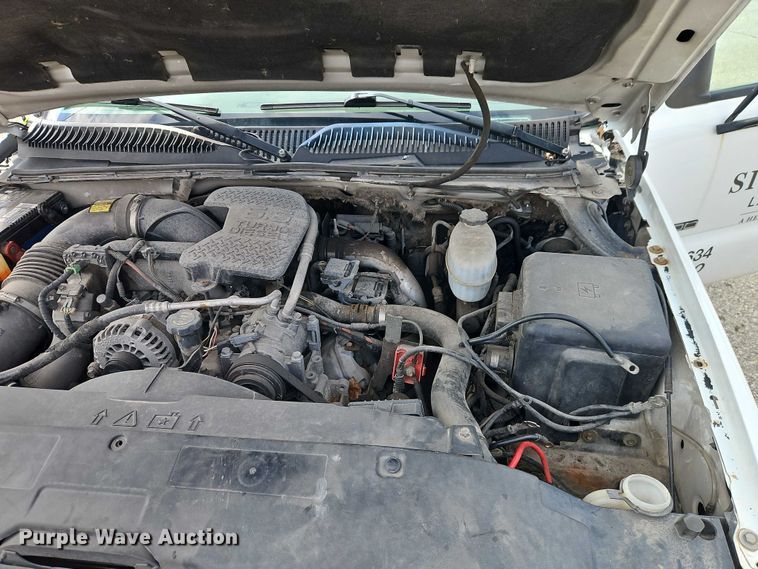 image for item EO7088 2007 GMC Sierra 3500 dump bed pickup truck