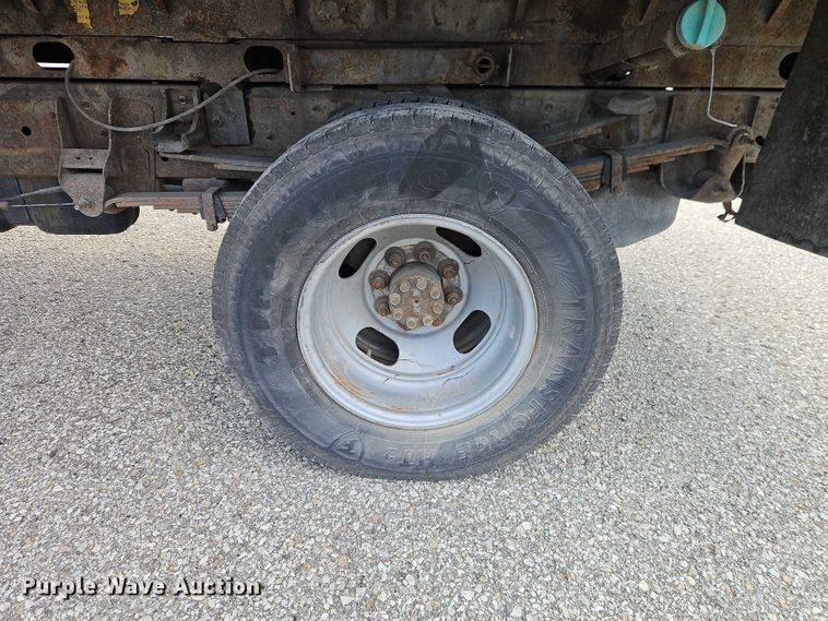 image for item EO7088 2007 GMC Sierra 3500 dump bed pickup truck