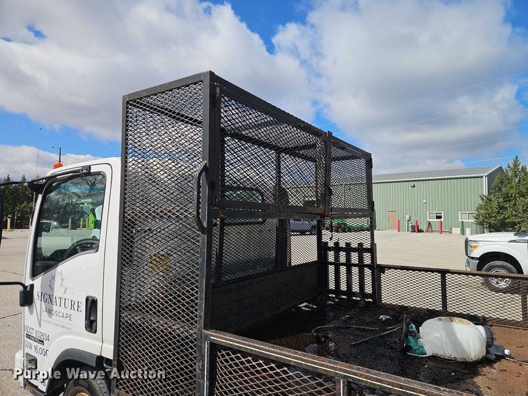 image for item EO7089 2010 Isuzu NPR flatbed truck